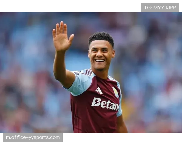 维拉沃特金斯欧战破荒在即 速度型前锋适配反击体系 维拉沃特金斯欧战破荒在即 速度型前锋适配反击体系